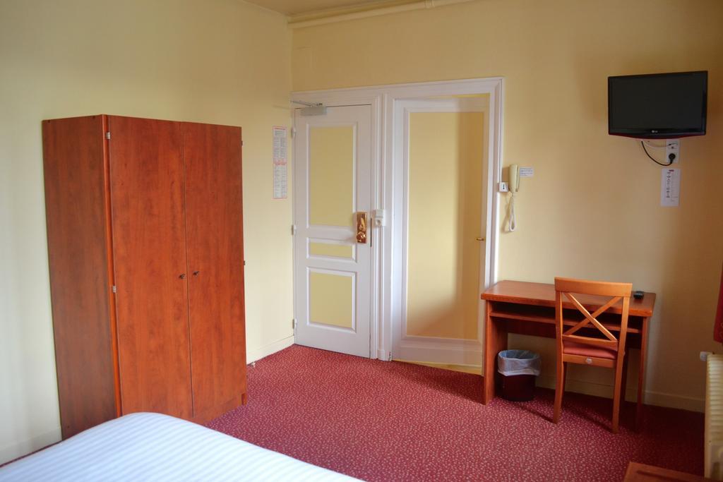 Grand Hotel De La Gare Évreux Εξωτερικό φωτογραφία